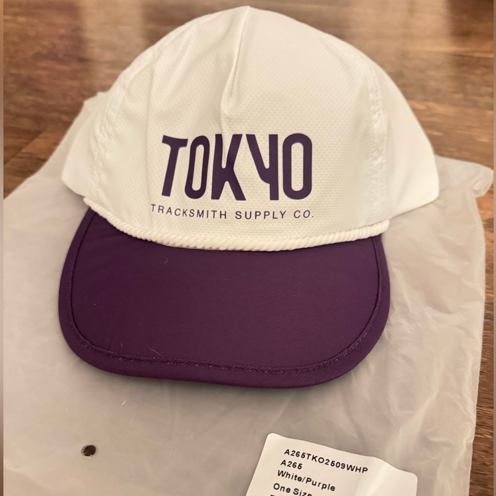 Tracksmith Tokyo Marathon Hat